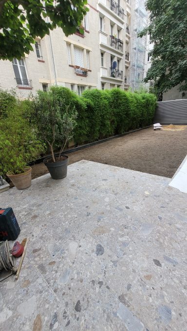 petit-jardin-montmartre